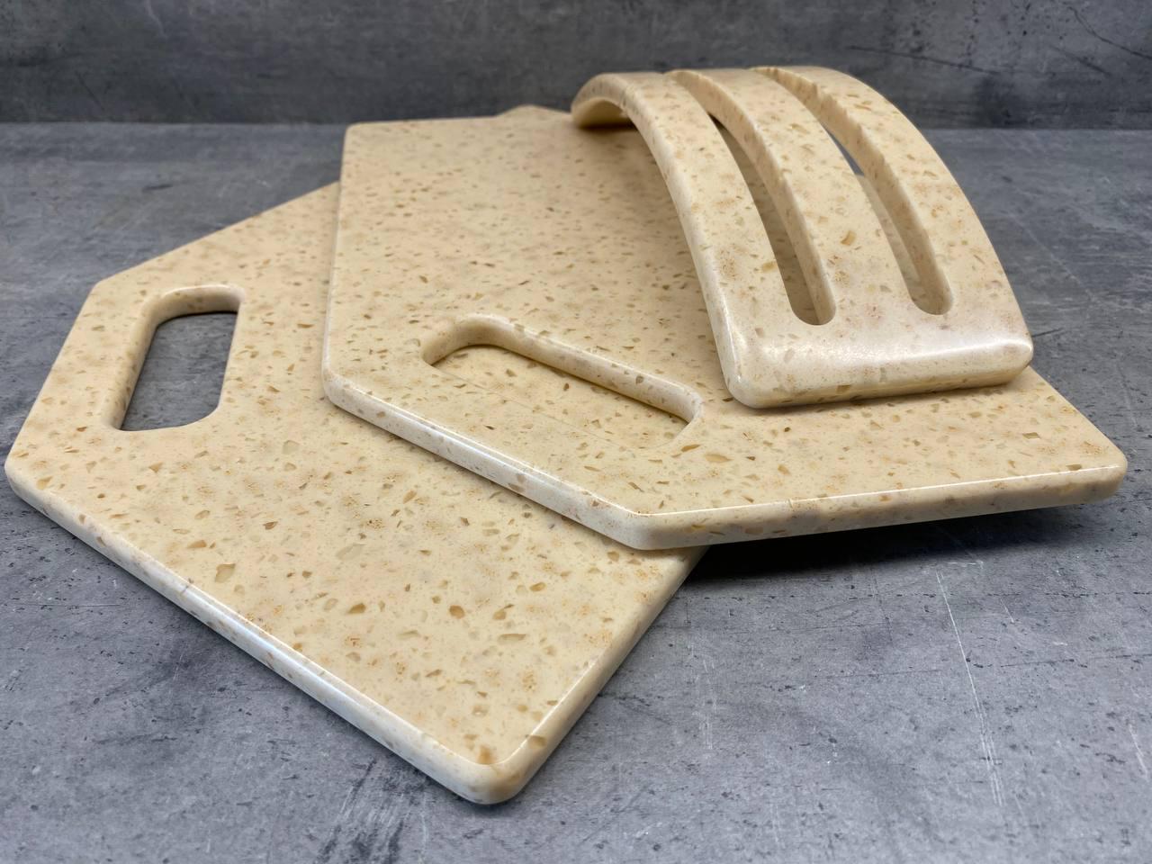 Набір дощок кухонних Athena зі штучного каменю на підставці 2 шт. (229) - фото 2 Набір дощок кухонних Athena зі штучного каменю на підставці 2 шт. (229) - фото 2