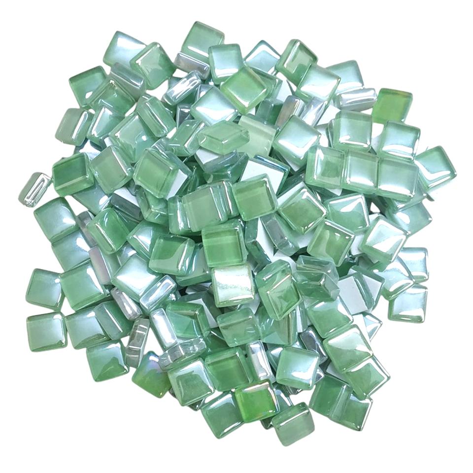 Набор кусочков мозаики квадратных из стекла 200 г 1х1 см Зеленый перламутр (7957) Набор кусочков мозаики квадратных из стекла 200 г 1х1 см Зеленый перламутр (7957)