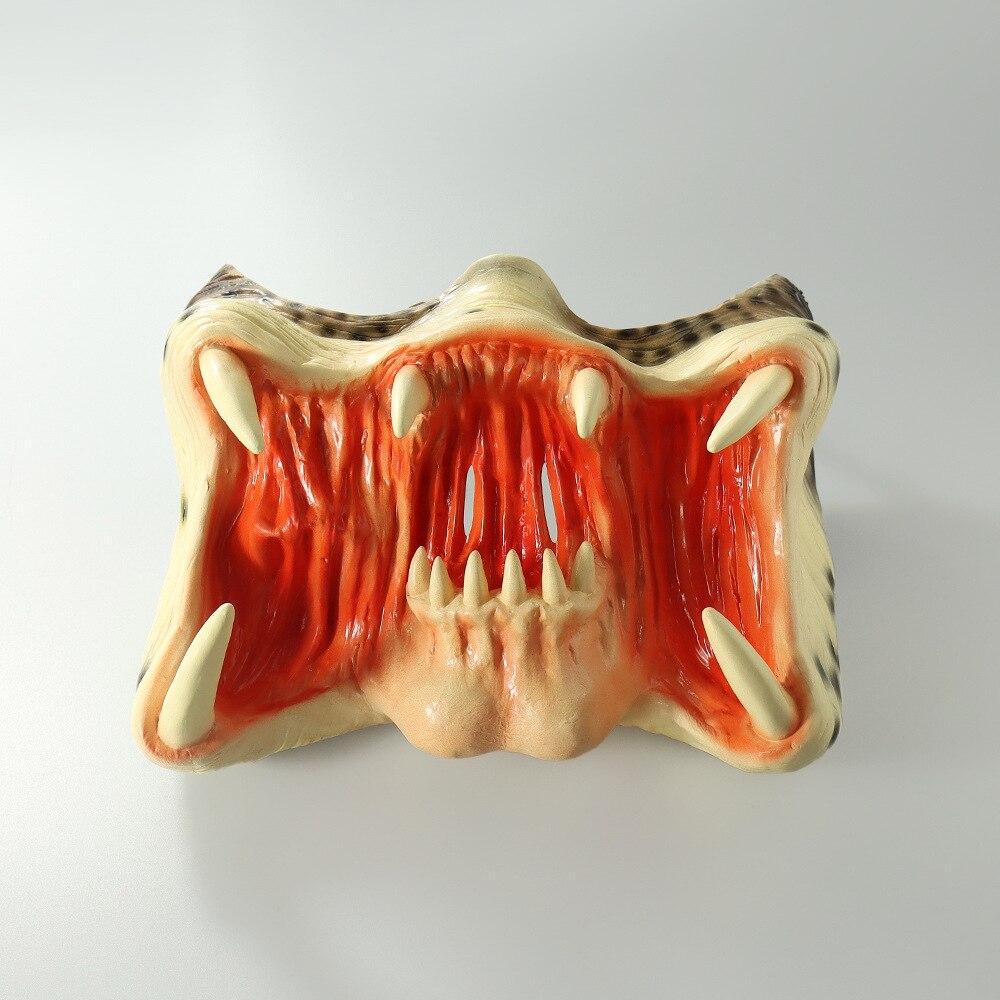 Маска Хищник MOLEZU 3D латексная