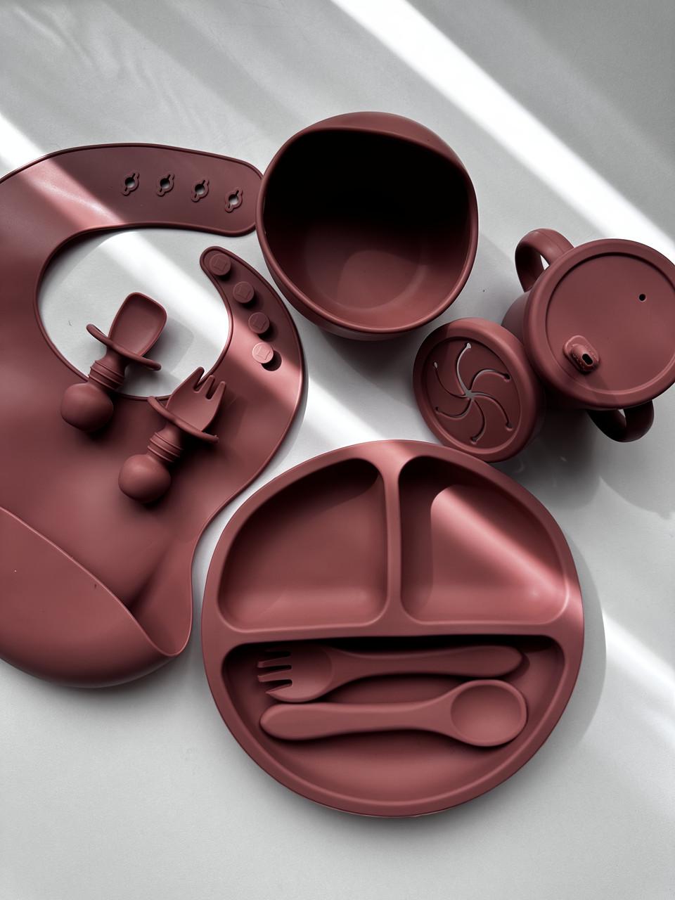 Набор посуды для кормления детей 9 элементов тарелка/миска/поильник/нагрудник Бордовый (104) - фото 2