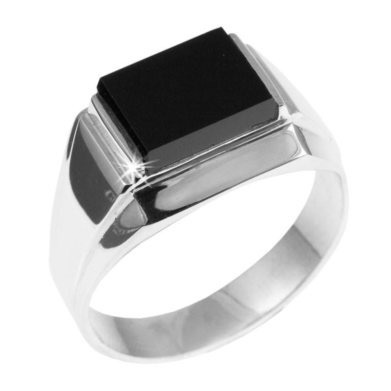 Перстень серебряный мужской гладкий с черным ониксом р. 18