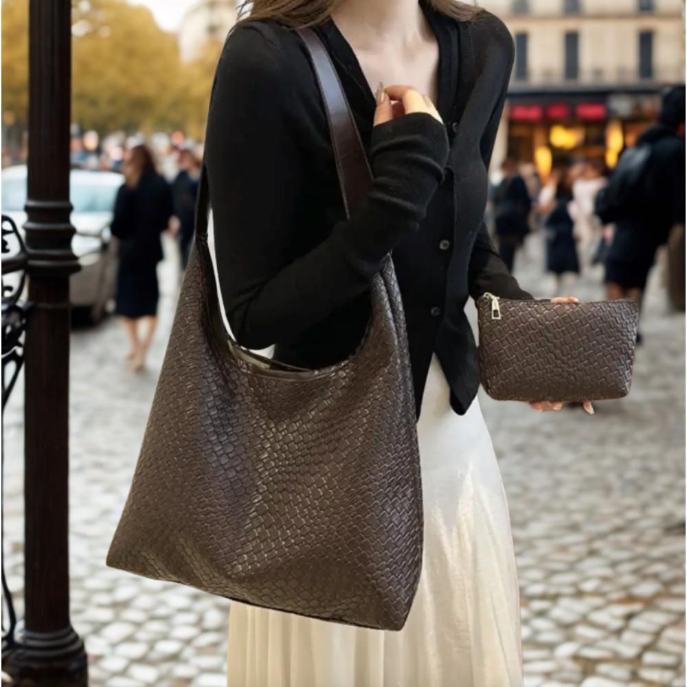 Шоппер Liora з одним великим відділенням та косметичкою Коричневий (LR 3833 BN) Шоппер Liora з одним великим відділенням та косметичкою Коричневий (LR 3833 BN)