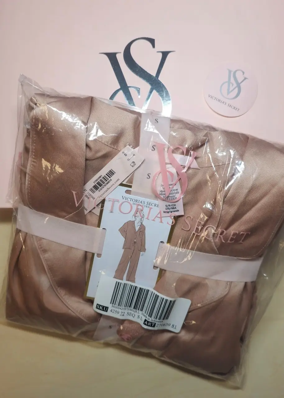 Піжама сатинова Victoria's Secret Long S Бежевий (27063981) - фото 5 Піжама сатинова Victoria's Secret Long S Бежевий (27063981) - фото 5