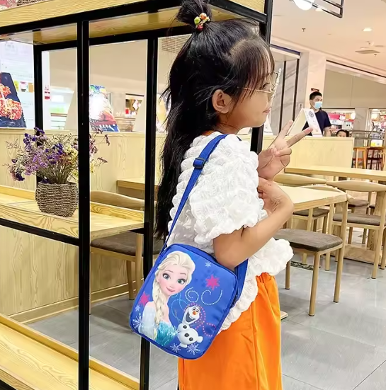 Сумка детская через плечо для девочек Холодное сердце Эльза и Олаф Синий (2588198647) - фото 3 Сумка детская через плечо для девочек Холодное сердце Эльза и Олаф Синий (2588198647) - фото 3