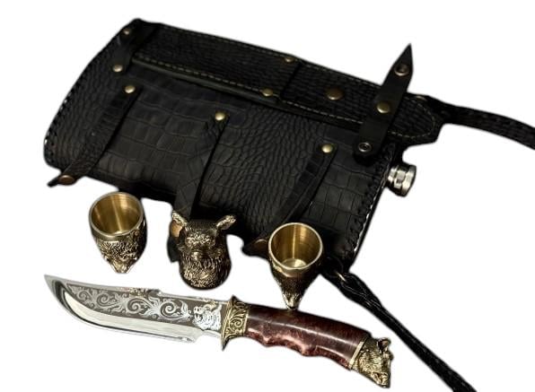 Набор Охотничий три рюмки с ножом на фляге фляга 28х19х5 см рюмки 3 шт. 50 мл нож 29 см (187-2042)