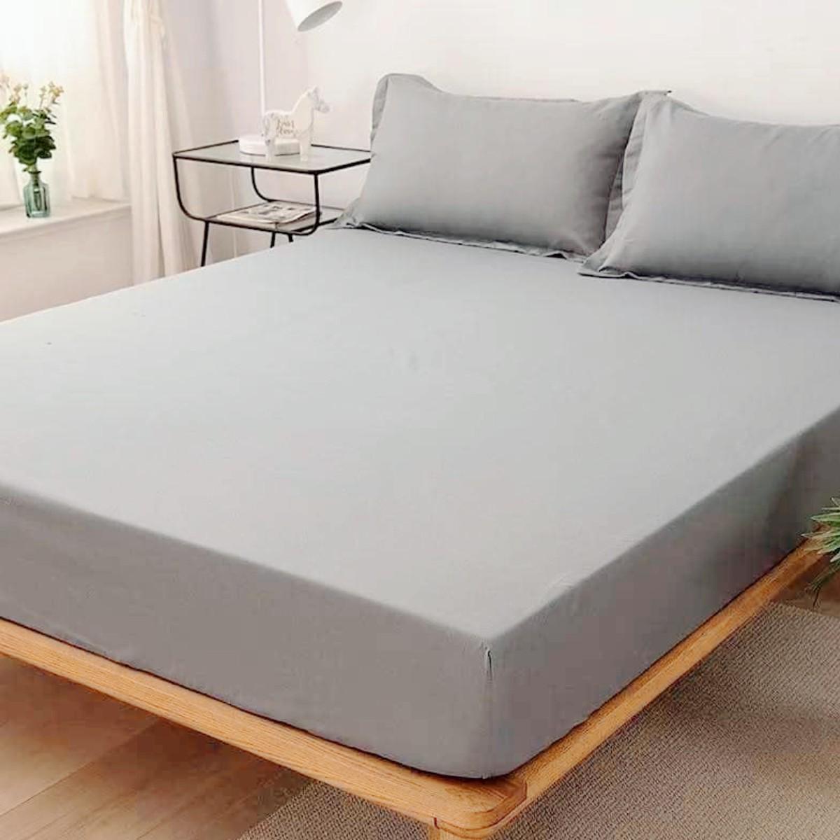 Простынь на резинке Koloco 180х200/25 см и наволочки 2 шт. 50х70 см Серый (40915) Простынь на резинке Koloco 180х200/25 см и наволочки 2 шт. 50х70 см Серый (40915)