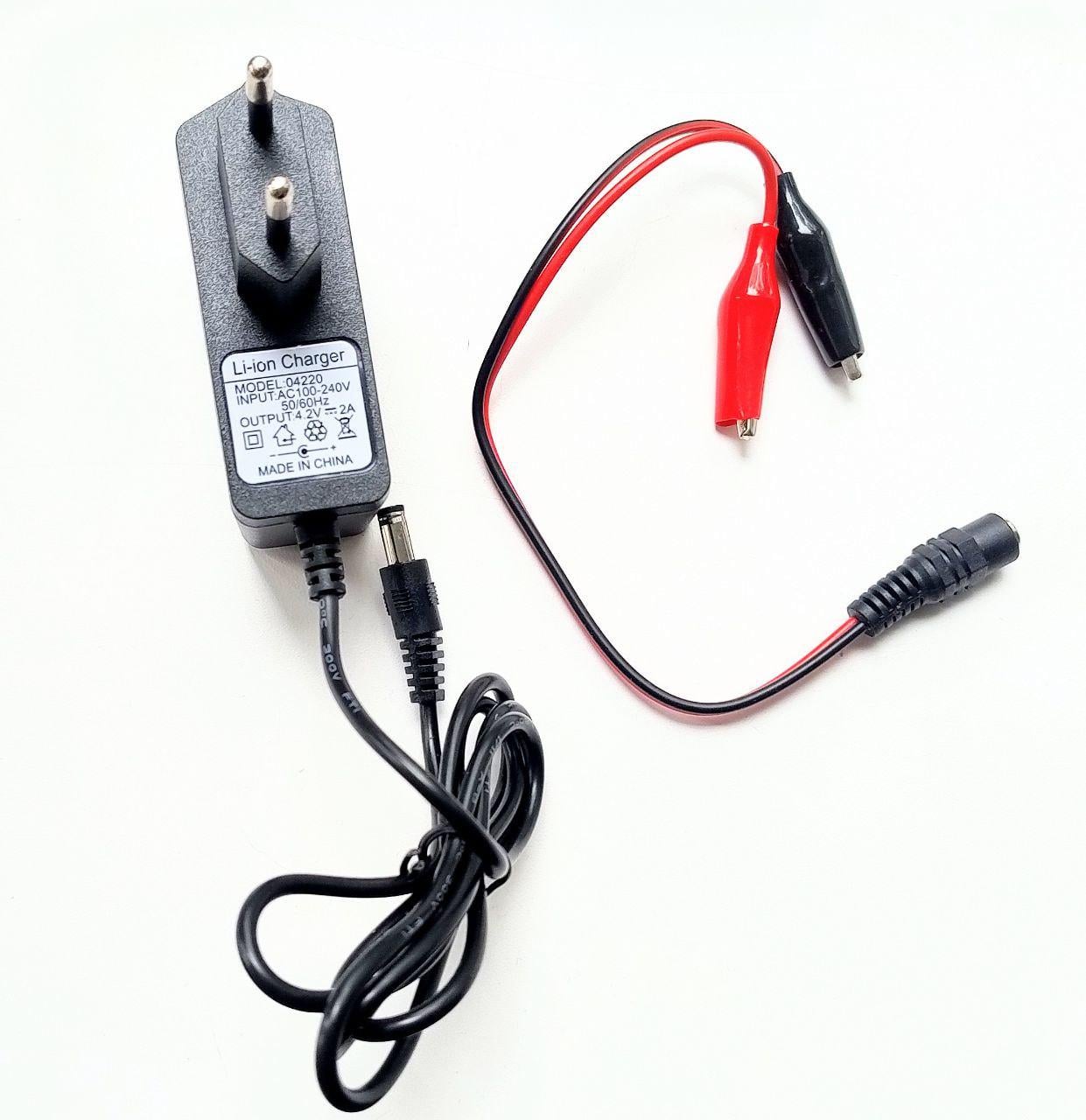 Зарядное устройство для Li-Ion аккумуляторов 1S штекер 5,5х2,5 мм 4,2V 2A (35358214)
