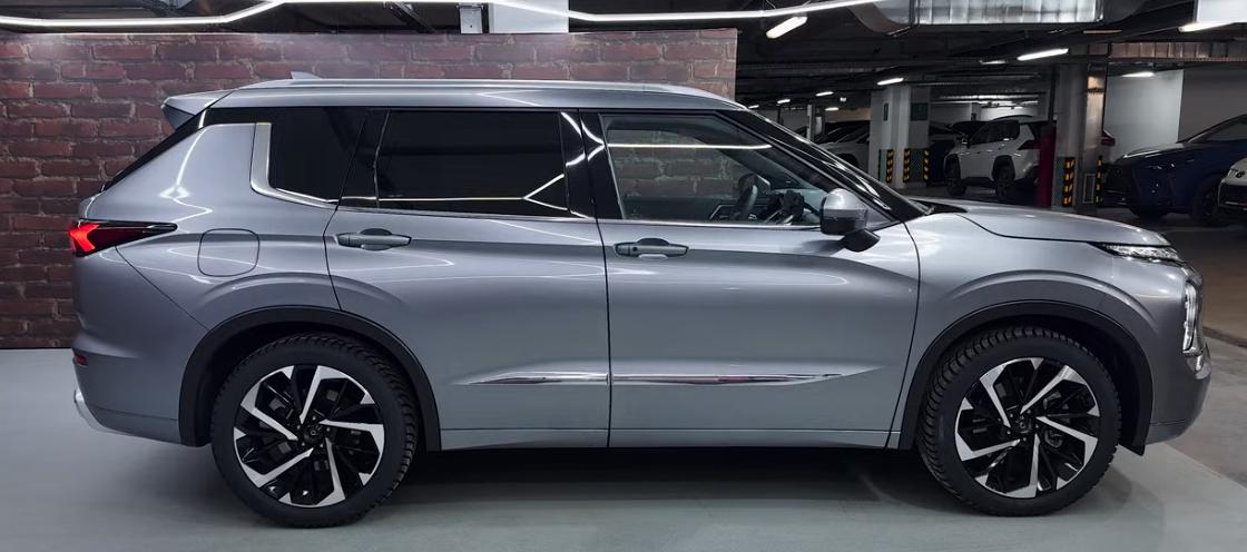 Накладки на двері MZ576845EX Mitsubishi Outlander 4 2022-2025 4 шт. (27455747) - фото 2