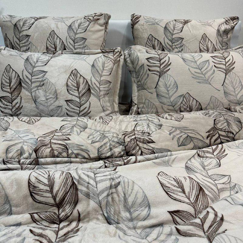 Комплект постельного белья велюровый с рисунком с 4 наволочками евро 200x230 см Кофейный (29225198) - фото 8