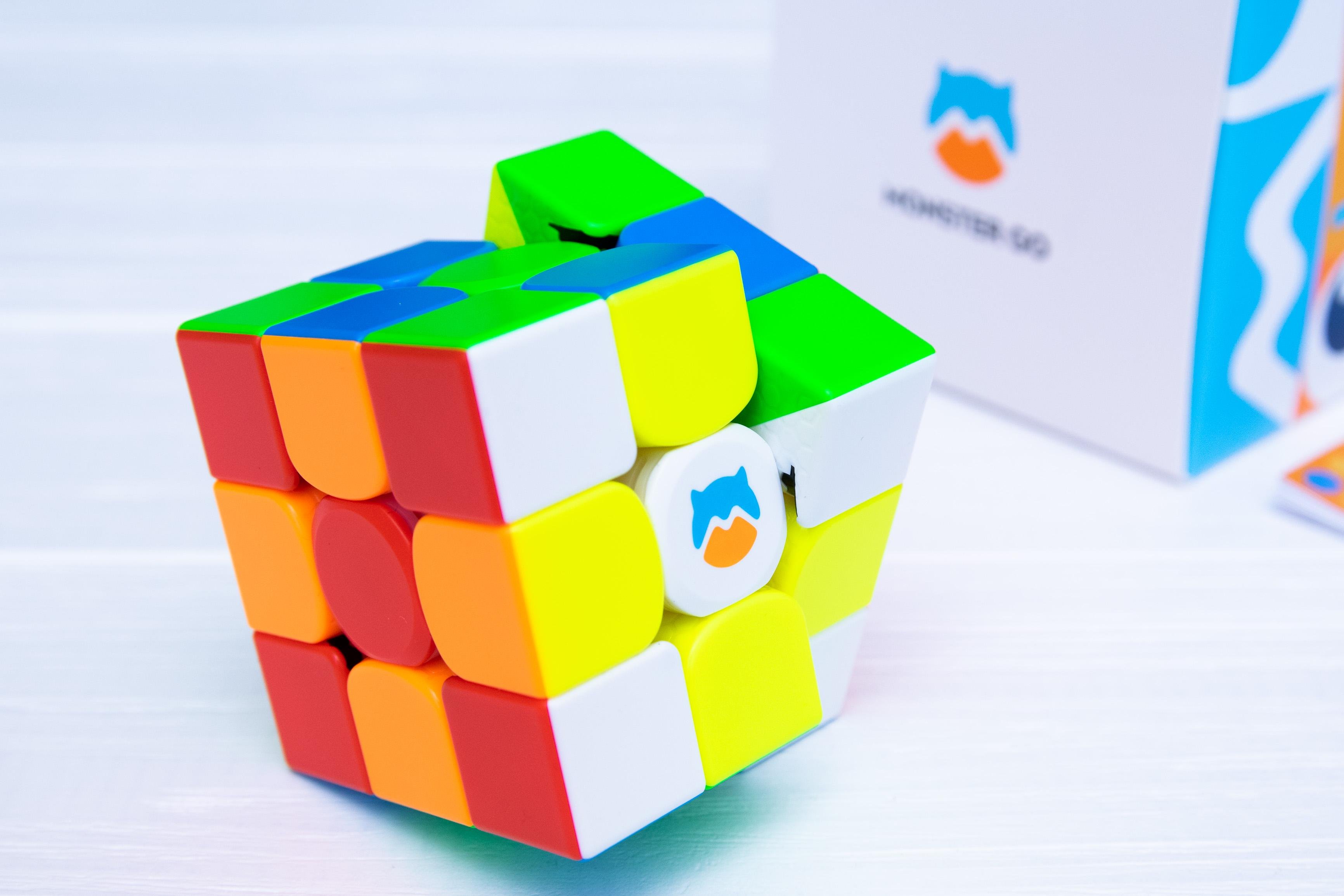 Магнитный кубик Рубика Monster Go 3x3 56x56x56 мм Магнитный кубик Рубика Monster Go 3x3 56x56x56 мм