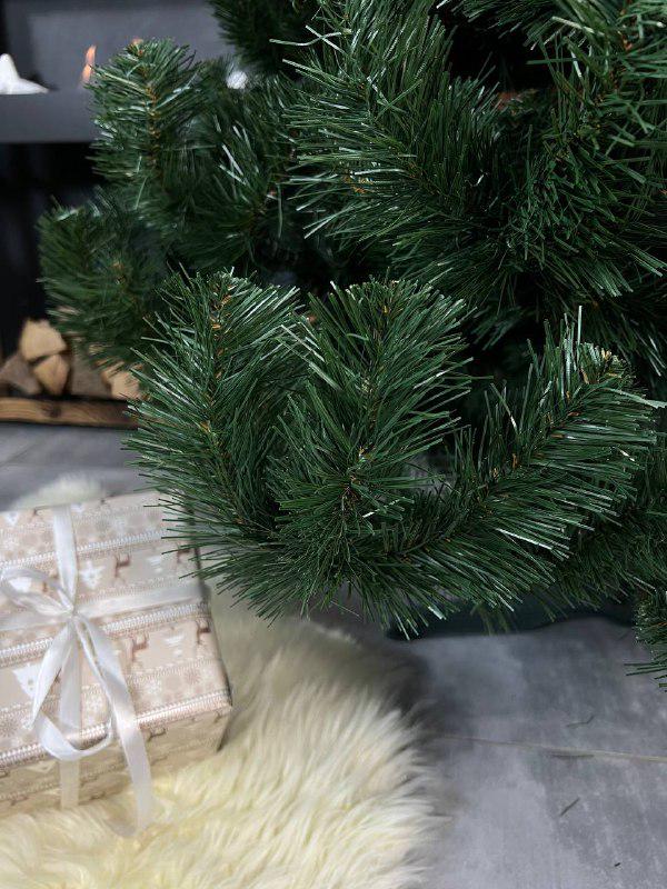 Штучна ялинка Монтана з пластиковою підставкою 2,5 м Зелений (YNK081400) - фото 4 Штучна ялинка Монтана з пластиковою підставкою 2,5 м Зелений (YNK081400) - фото 4