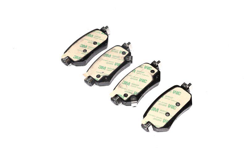 Тормозные колодки дисковые BREMBO для Mazda 6 2012-задние (P 49 059)