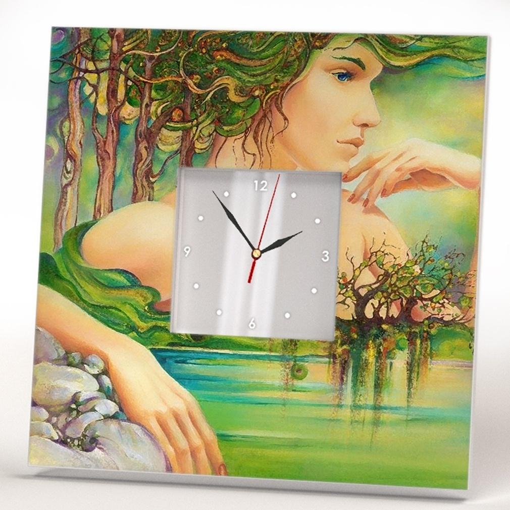 Часы Девушка Природа 260x260 мм (C00003)
