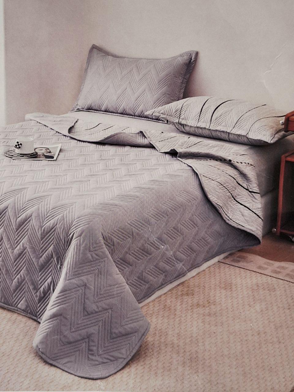 Покрывало стеганое Colorful Home 010 200x230 см с 2 наволочками 50х70 см (2481)