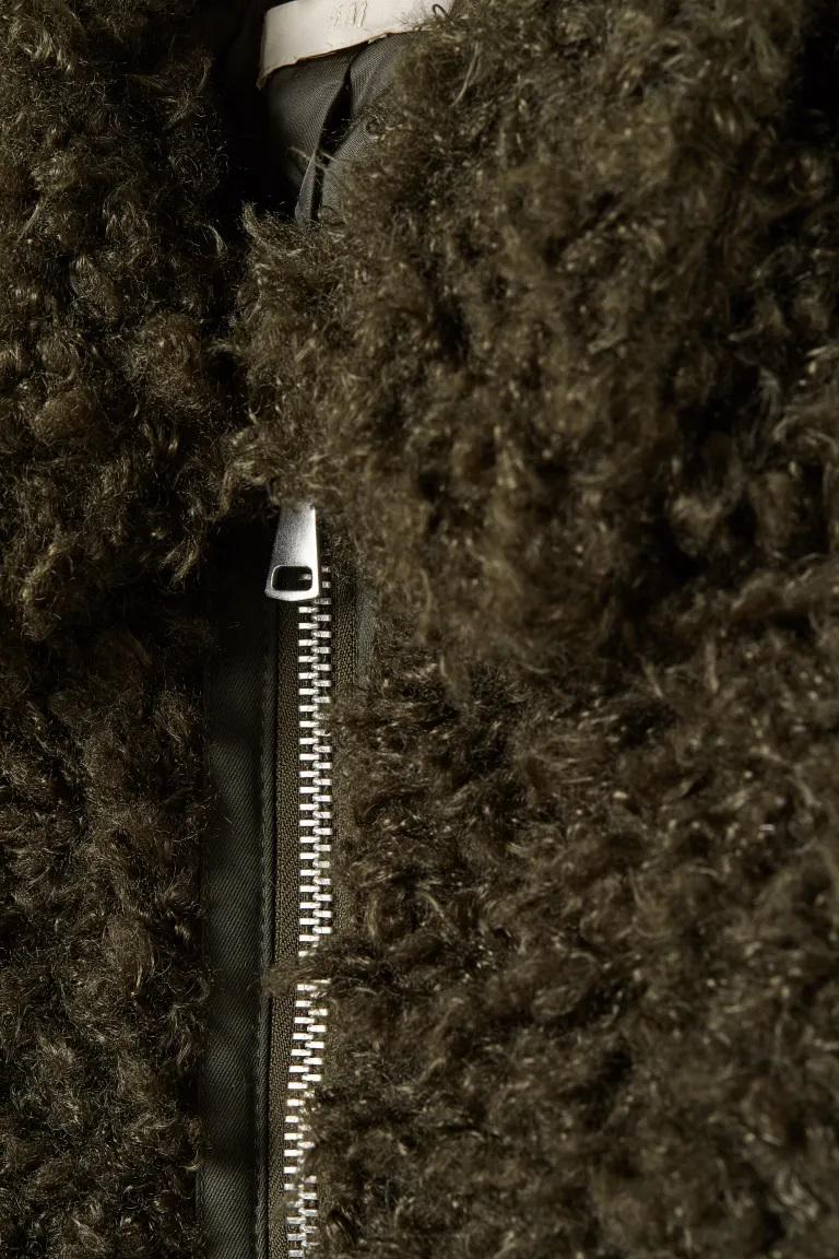 Полушубок р. 34 Темно-зеленый (6799778dlog) - фото 2 Полушубок р. 34 Темно-зеленый (6799778dlog) - фото 2