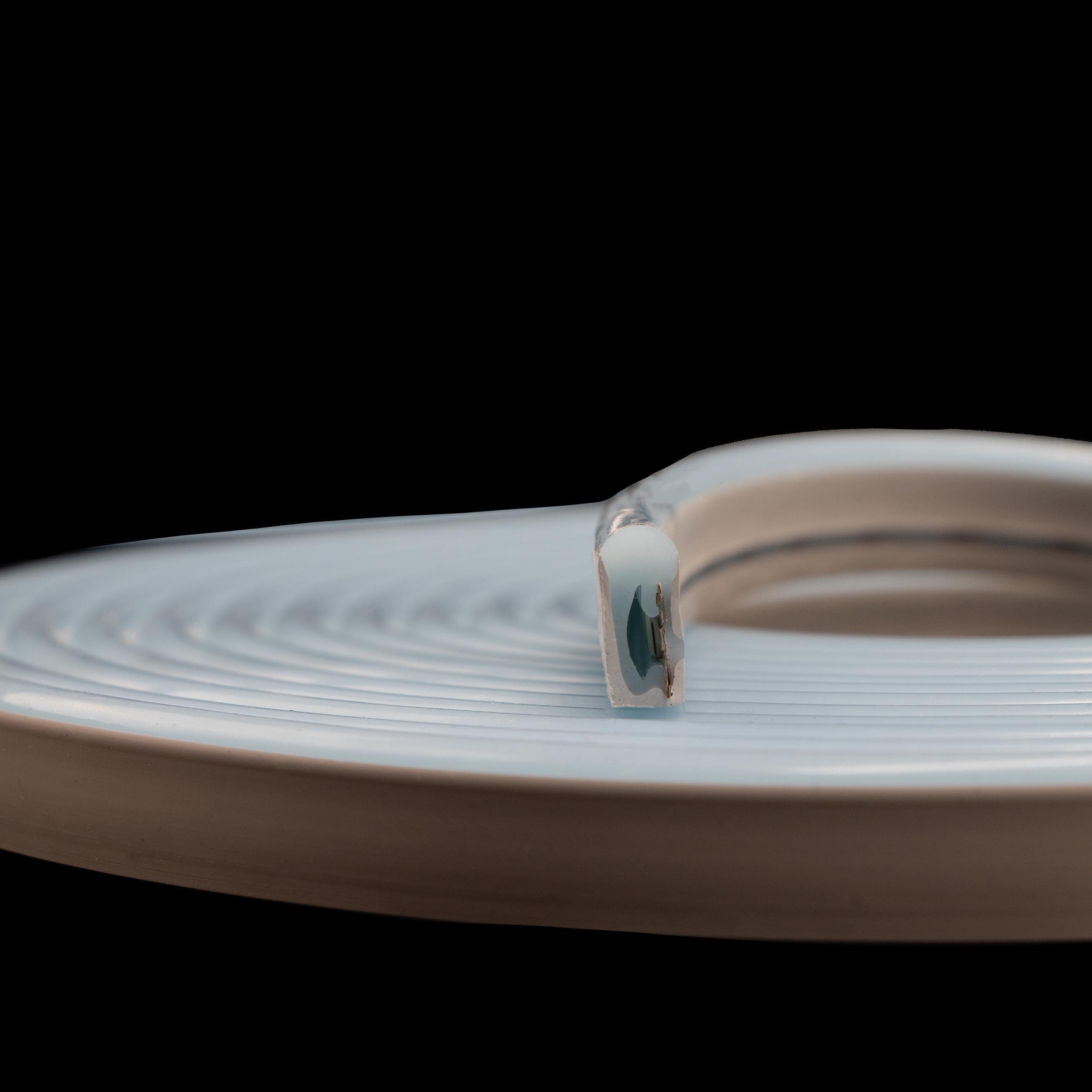 Светодиодный неон Prolum Pro Series-GT 6x12 мм IP68 12V 50 м Голубой Лед (30822883) - фото 5 Светодиодный неон Prolum Pro Series-GT 6x12 мм IP68 12V 50 м Голубой Лед (30822883) - фото 5