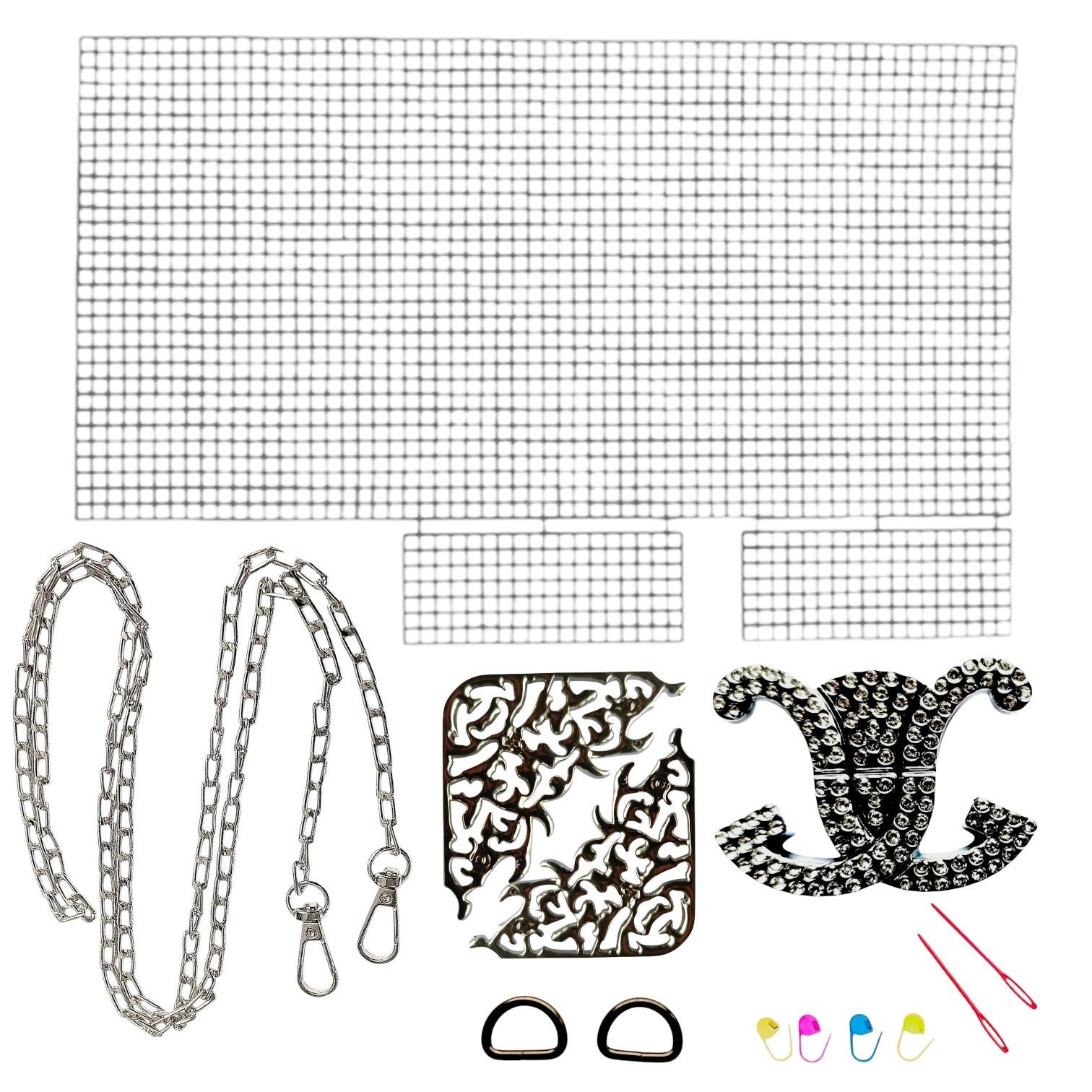 Набор для создания сумки из пластиковой канвы Серебряная лилия (3311-2) Набор для создания сумки из пластиковой канвы Серебряная лилия (3311-2)