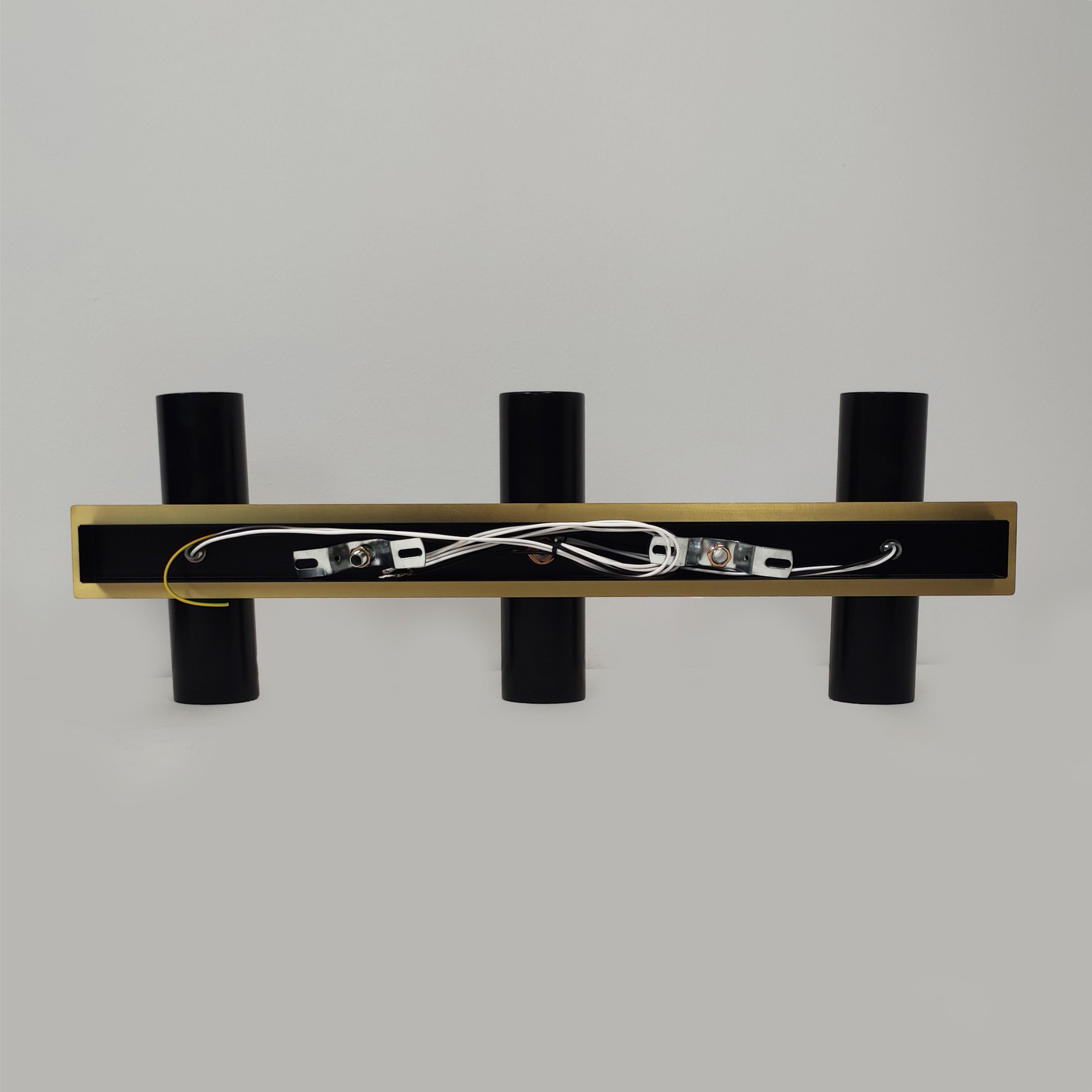 Настенный светильник с деталями из латуни Brass Бра для ванной Black (BRASS11) - фото 6 Настенный светильник с деталями из латуни Brass Бра для ванной Black (BRASS11) - фото 6