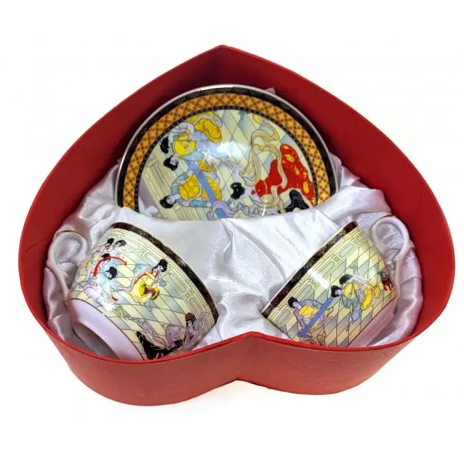 Сервіз порцеляновий танцівниці 2 чашки 210 мл/2 блюдця d-15 см (27322) - фото 4 Сервіз порцеляновий танцівниці 2 чашки 210 мл/2 блюдця d-15 см (27322) - фото 4