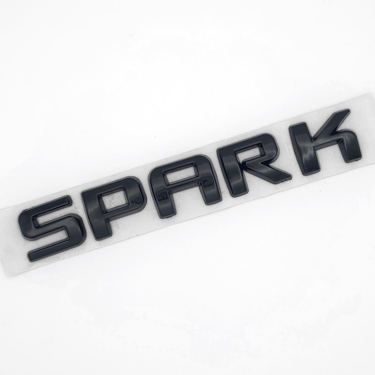 Емблема напис Spark Chevrolet ABS 16,7х1,8 см Чорний глянцевий (3035858675)