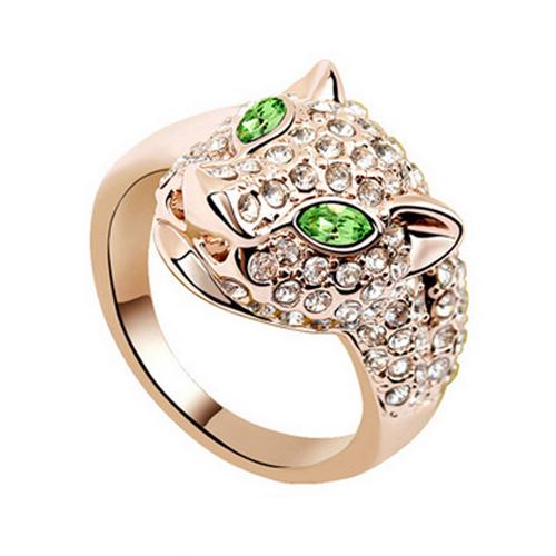 Кольцо с кристаллами Сваровски 06_5973 Showfay р. 18,5 Белый/Зеленый Кольцо с кристаллами Сваровски 06_5973 Showfay р. 18,5 Белый/Зеленый