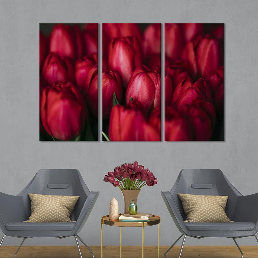 Картина на холсте триптих Красивый букет тюльпанов 78x48 см (963-31)