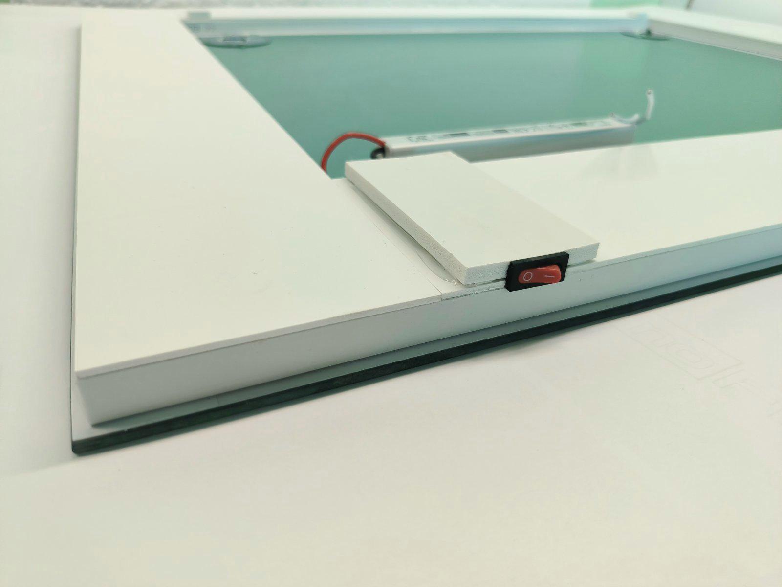 Зеркало с LED подсветкой 600х800 мм (R-046) - фото 4 Зеркало с LED подсветкой 600х800 мм (R-046) - фото 4