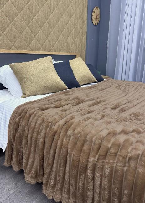 Покрывало из плюша VIP Шарпей в полоску 200х230 см Карамельный (87-146) - фото 3 Покрывало из плюша VIP Шарпей в полоску 200х230 см Карамельный (87-146) - фото 3