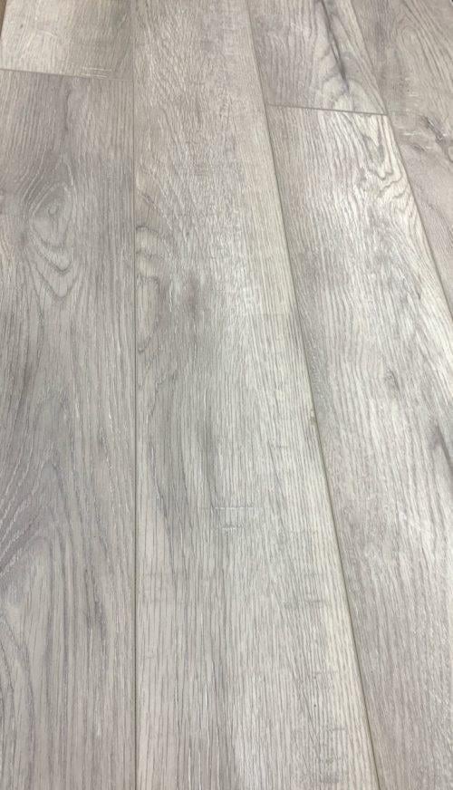 Ламинат SPC Grun Holz Triumf ISEO 1 м2