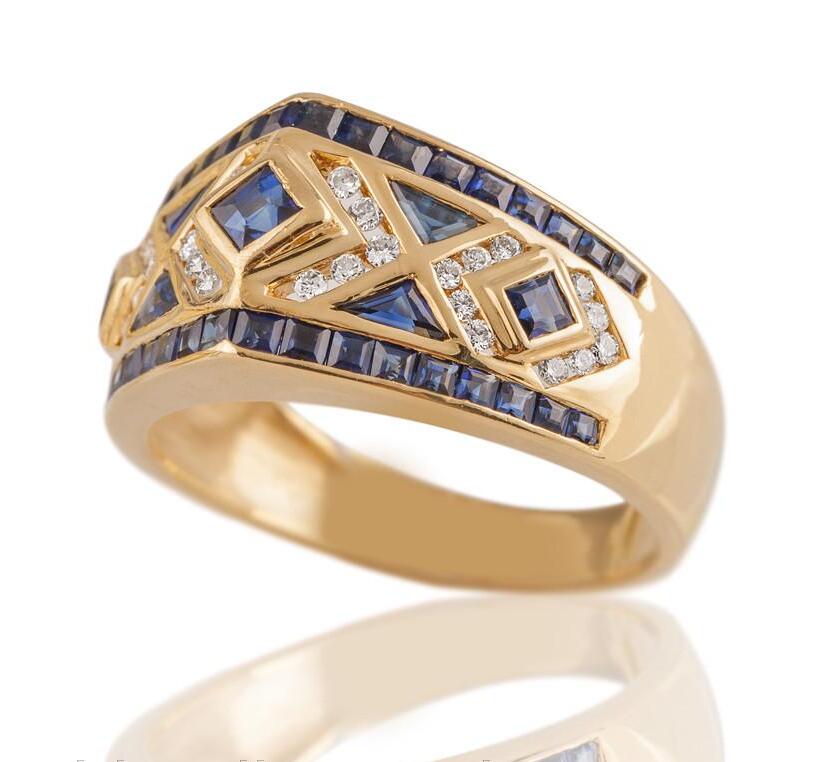 Кольцо золотое с сапфирами и бриллиантами р. 18 С13Л1№31