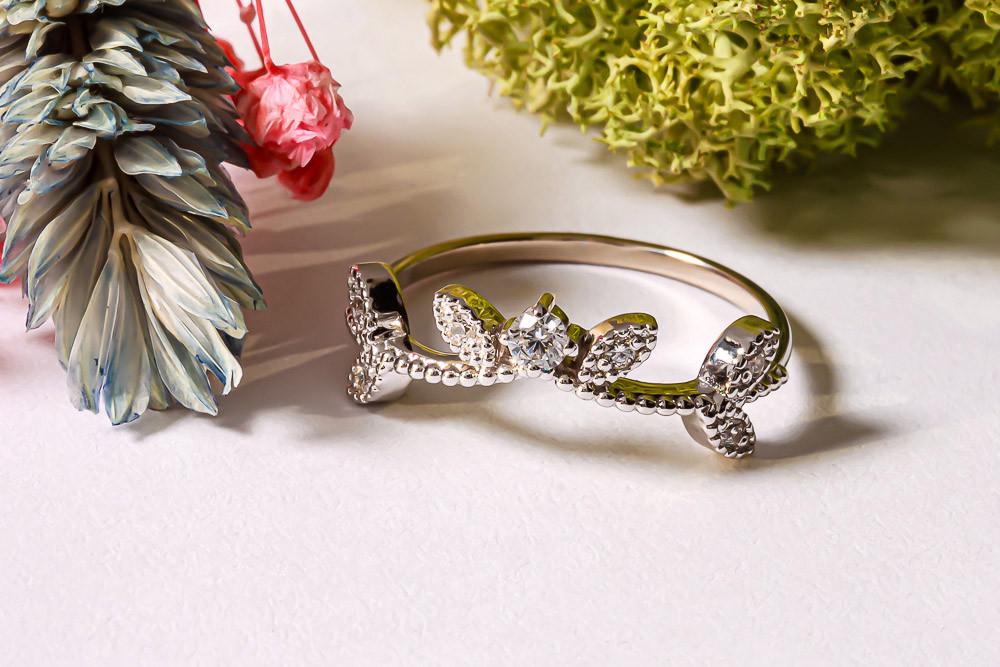 Кільце гілочка з білого золота р. 19,5 (2244921370)