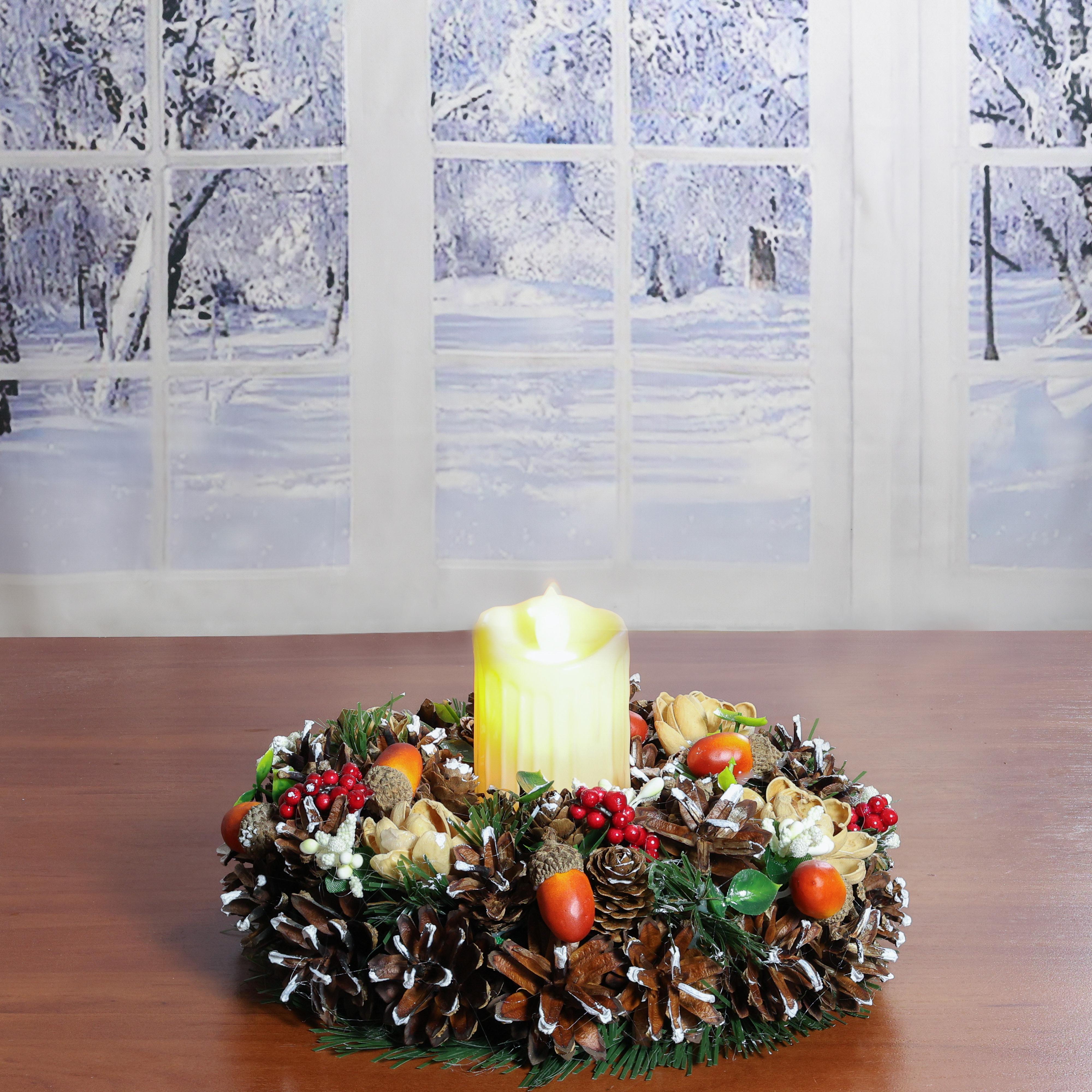 Венок-подсвечник из шишек и ягод с лед свечой 22/10 см (В2202Л) - фото 3