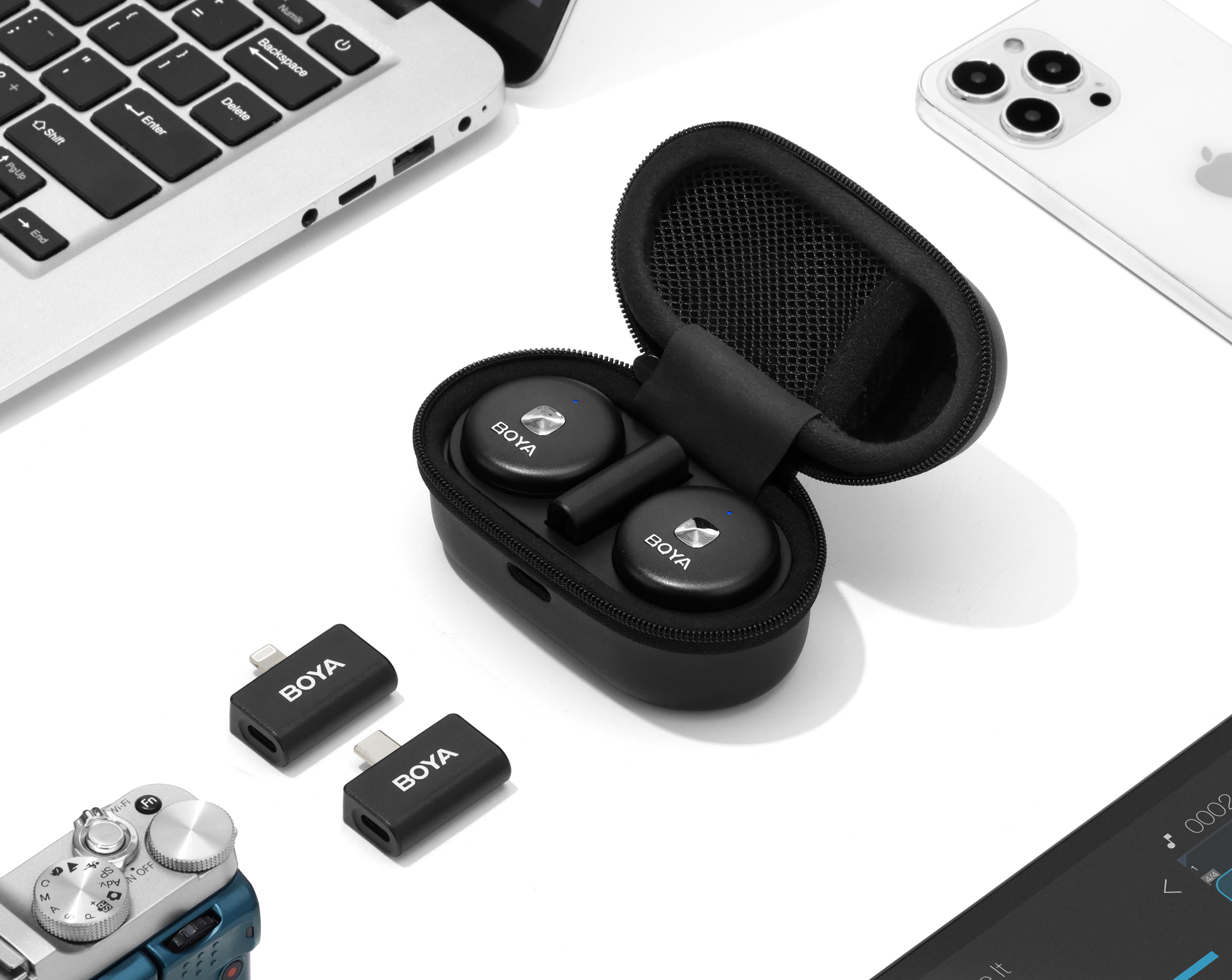 Микрофон петличный Boya Omic-B COMBO Lightning/USB Type-C беспроводной с зарядным кейсом Black (50035) - фото 5 Микрофон петличный Boya Omic-B COMBO Lightning/USB Type-C беспроводной с зарядным кейсом Black (50035) - фото 5