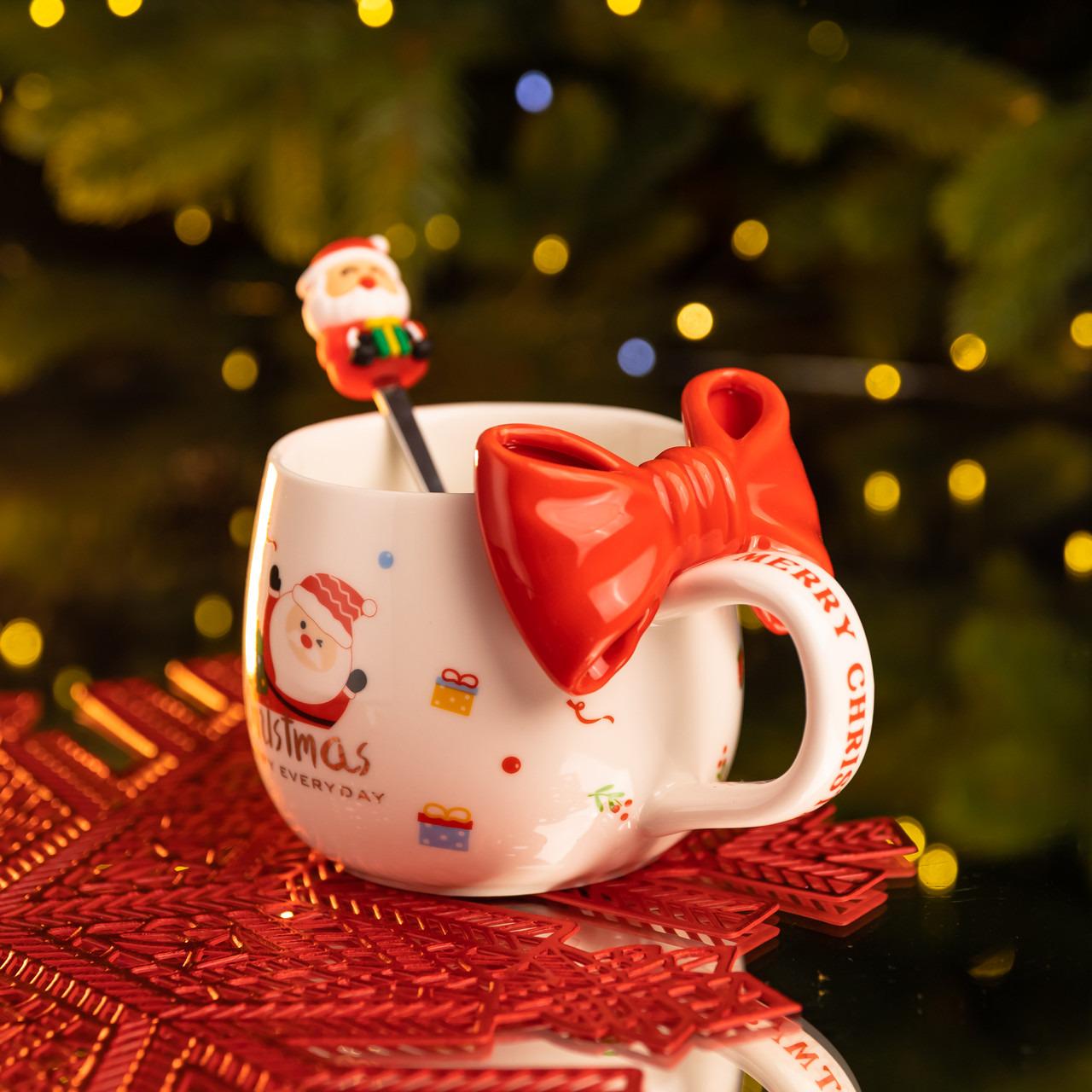 Чашка порцелянова Christmas Ribbon з ложкою 400 мл Червоний (FM-CS-19A) - фото 1
