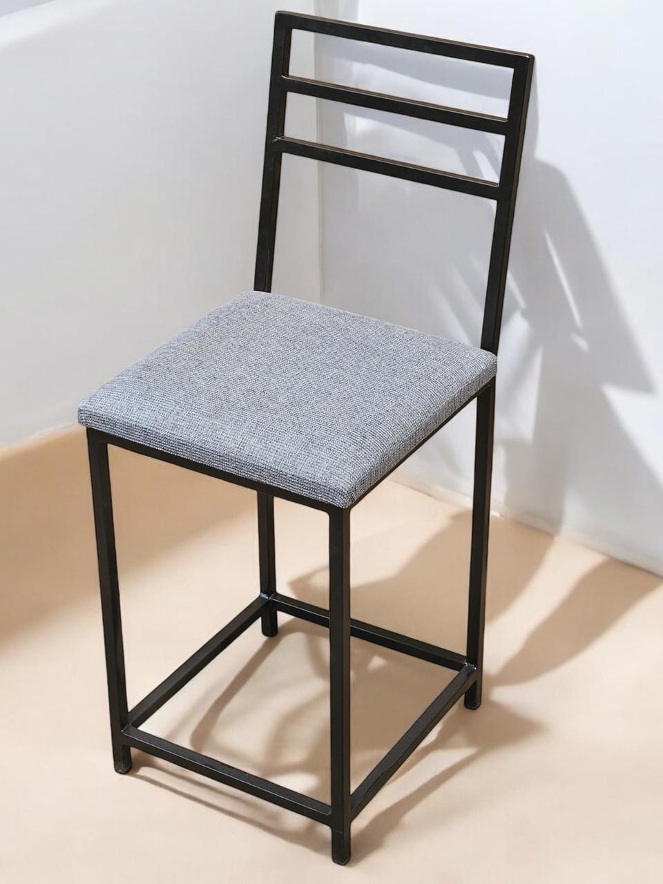 Стул со спинкой в стиле LOFT Наша Ковка с мягким сиденьем Ferrum Черный/Серый Стул со спинкой в стиле LOFT Наша Ковка с мягким сиденьем Ferrum Черный/Серый