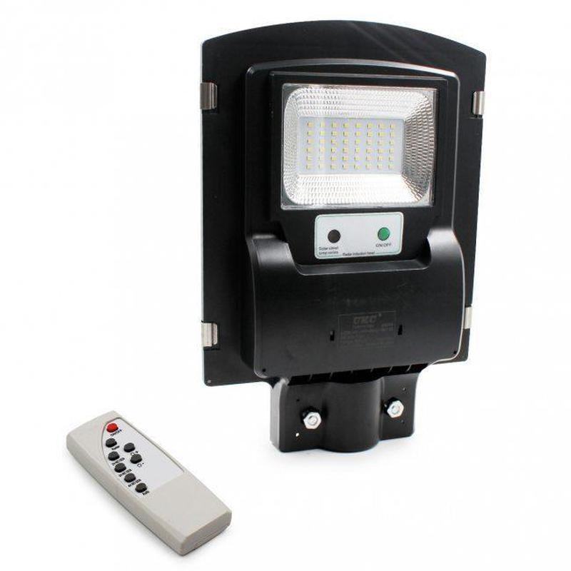 Ліхтар вуличний на стовп UKC Solar Street Light 1VPP Remote 7141 (Light-017)