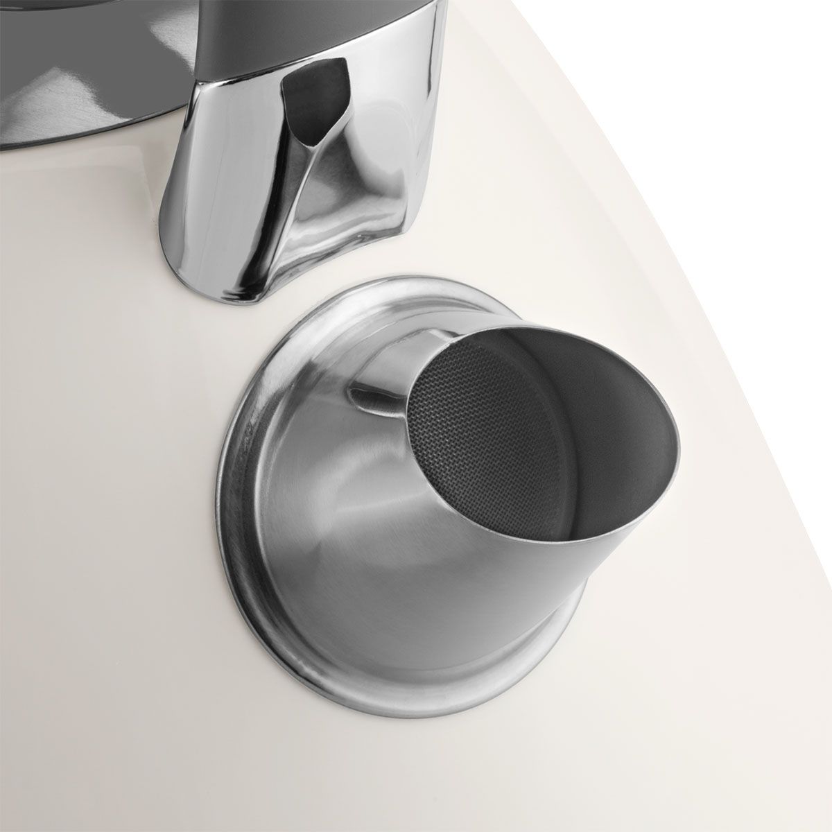 Электрочайник Vintage Cuisine Retro 2200 Вт Кремовый - фото 6 Электрочайник Vintage Cuisine Retro 2200 Вт Кремовый - фото 6