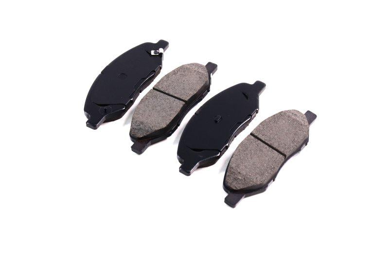 Тормозные колодки дисковые передние Nissan Tiida 05 - SANGSIN SP1383 (SP1383 SANGSIN)