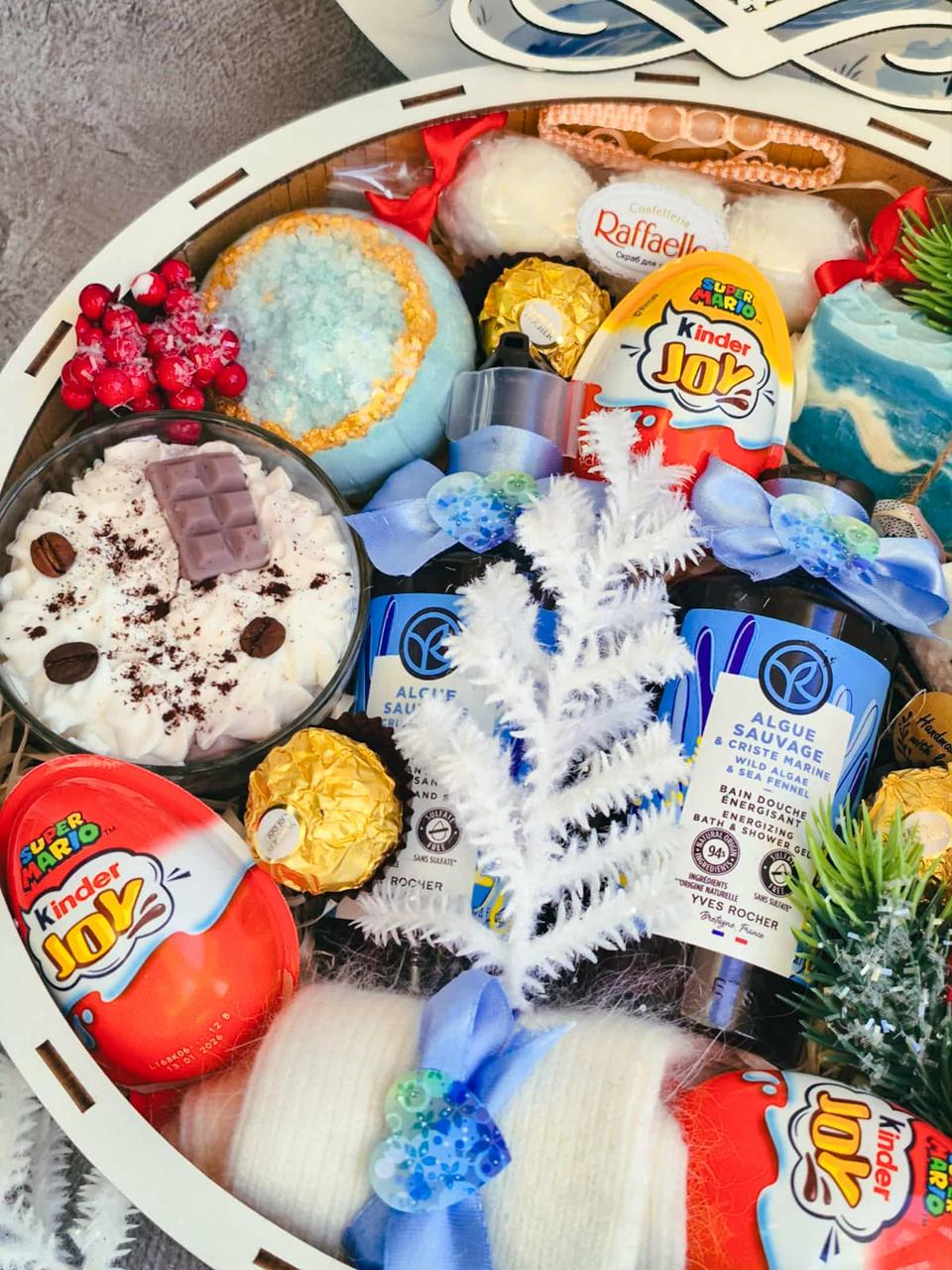 Подарунковий набір новорічний Premium з Yves Rocher (2812763030) - фото 3 Подарунковий набір новорічний Premium з Yves Rocher (2812763030) - фото 3