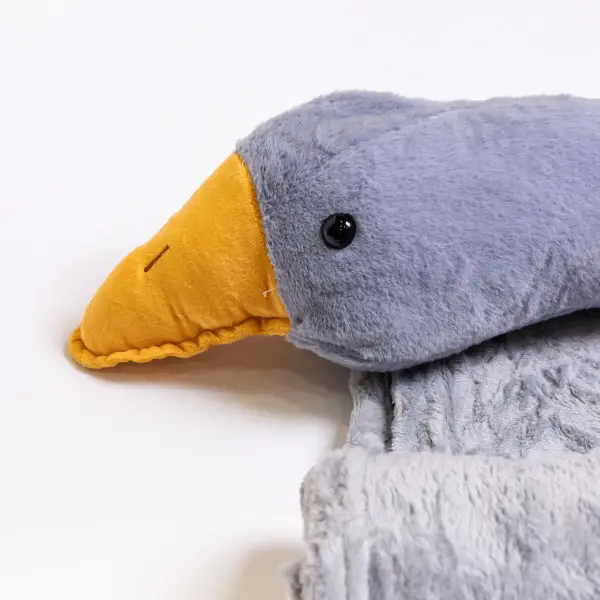 Подушка-игрушка Гусь-обнимусь с пледом 100х180 см Серый - фото 4