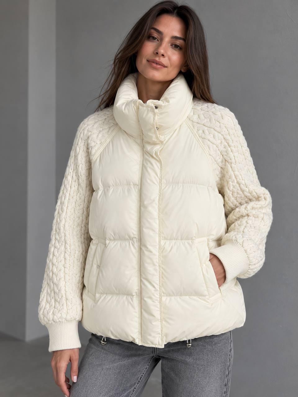Куртка женская YZY 30790 oversize с вязаными демисезонными рукавами OS Молочный (8071) Куртка женская YZY 30790 oversize с вязаными демисезонными рукавами OS Молочный (8071)