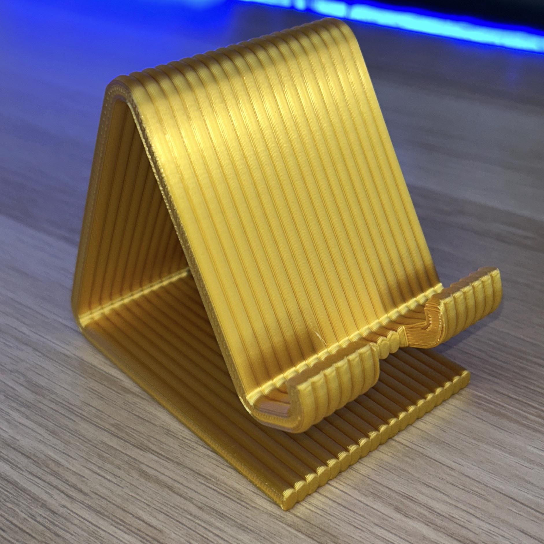 Подставка настольная универсальная для смартфона Золотой (STND018GLD)