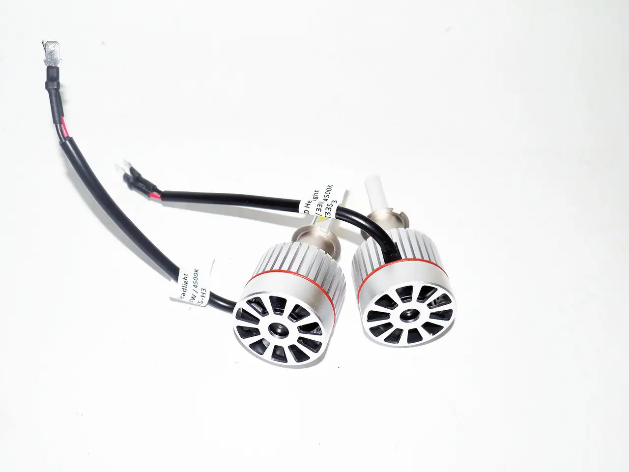 Светодиодные лампочки H3 33 W 12 V (23563556) - фото 2 Светодиодные лампочки H3 33 W 12 V (23563556) - фото 2