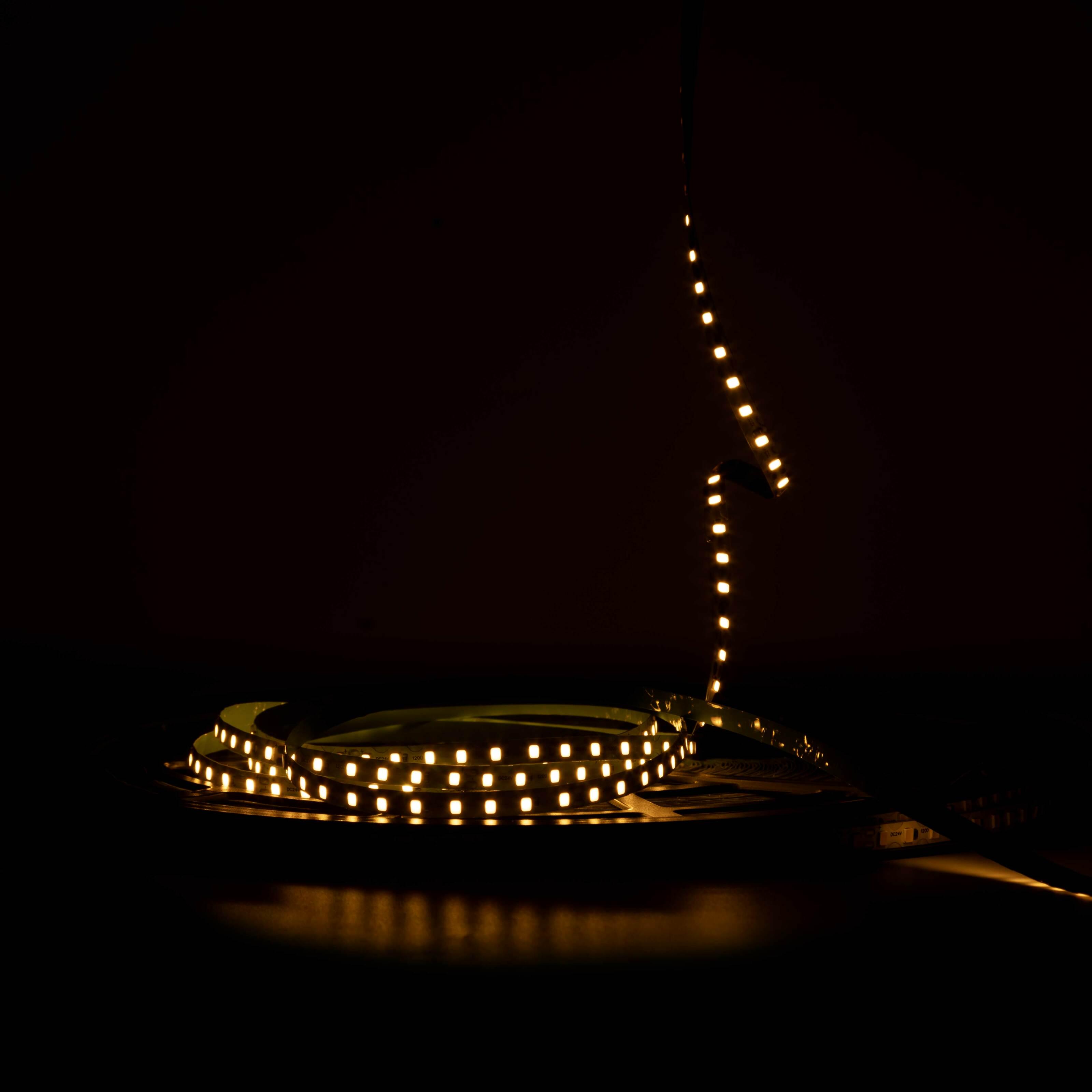 Светодиодная лента Prolum IP20 2835/120 50M S-TYPE Series-S 5V 6 мм Желтый (28522823) - фото 2 Светодиодная лента Prolum IP20 2835/120 50M S-TYPE Series-S 5V 6 мм Желтый (28522823) - фото 2