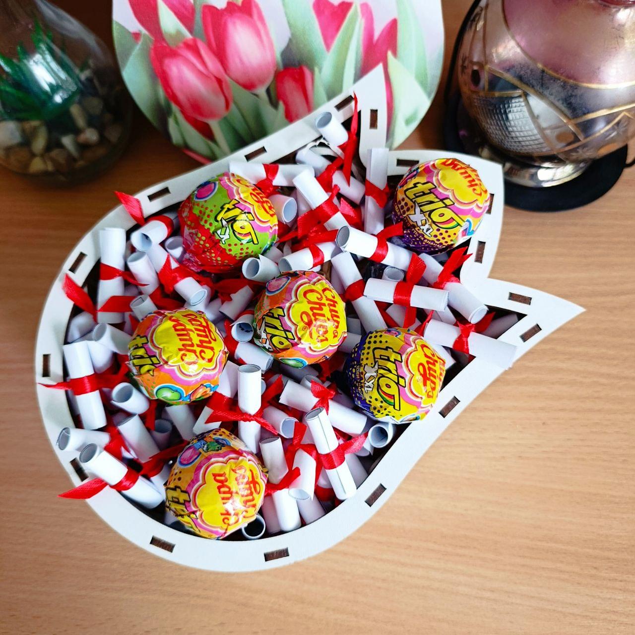 Бокс со сладостями и 101 причиной почему я тебя люблю для девушки на день рождения/день влюбленных/8 марта (ar280)