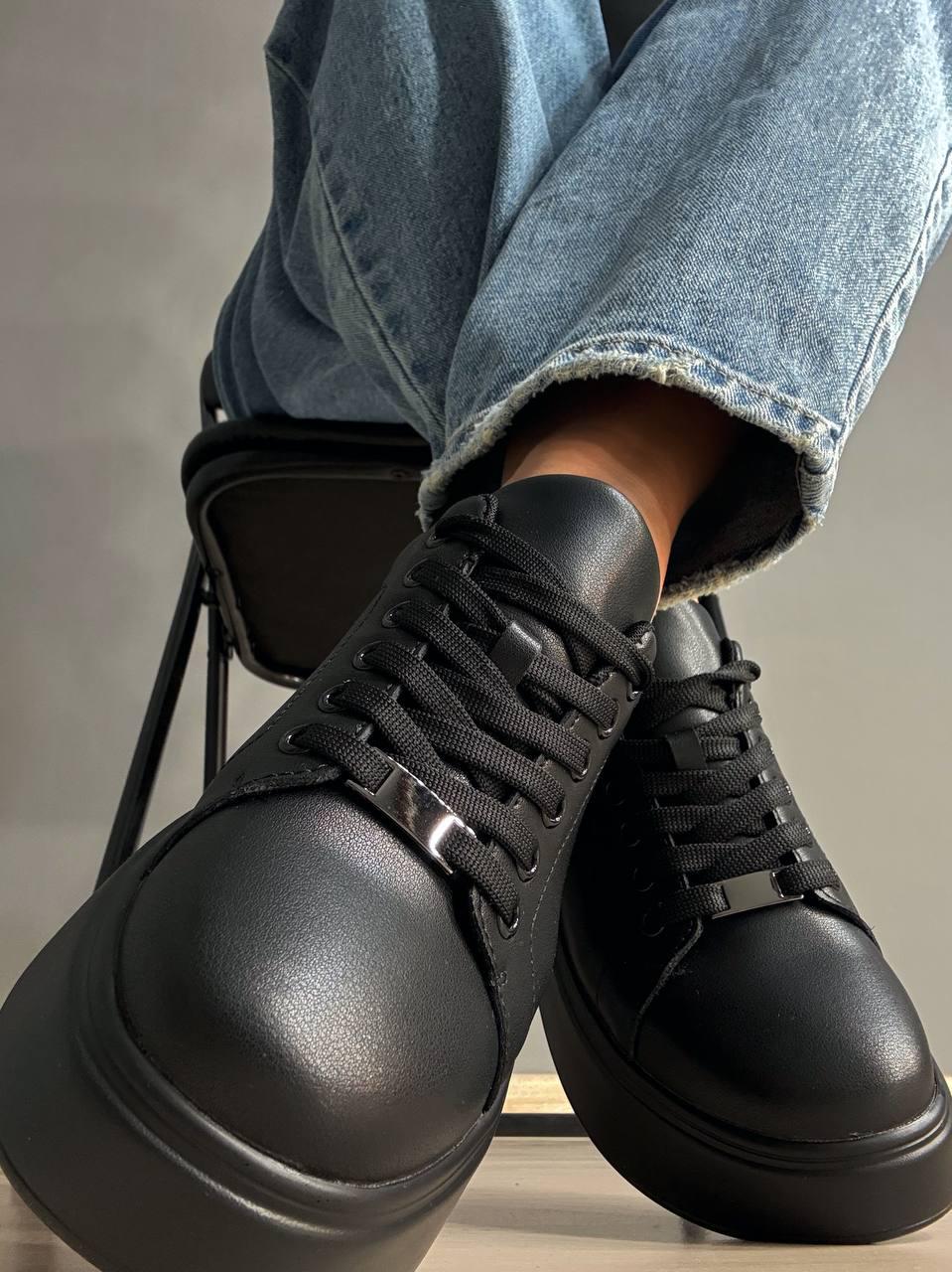 Кеди жіночі Hengji 537-5 шкіряні на платформі р. 38 24,5 см Чорний - фото 2 Кеди жіночі Hengji 537-5 шкіряні на платформі р. 38 24,5 см Чорний - фото 2