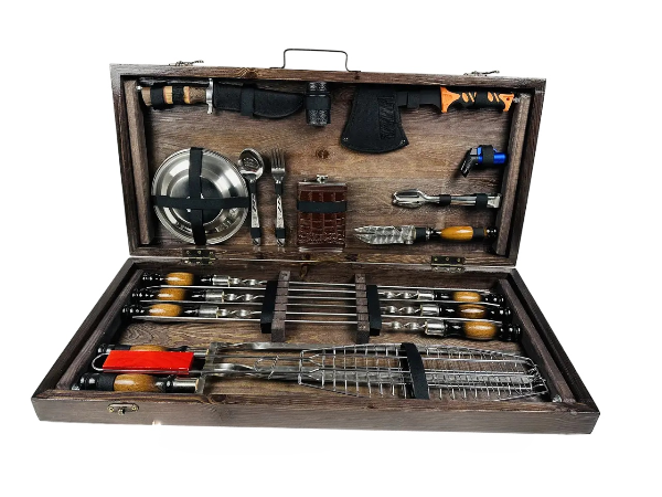 Набор шампуров в кейсе Шашлычник LUX 39 пр.