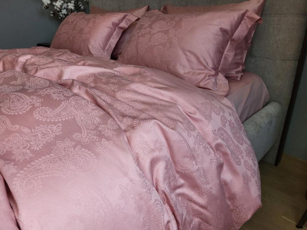 Комплект постельного белья Мир сатин жаккард Premium полуторный/наволочки 50х70/70х70 см Paisley Powder (6144) - фото 1