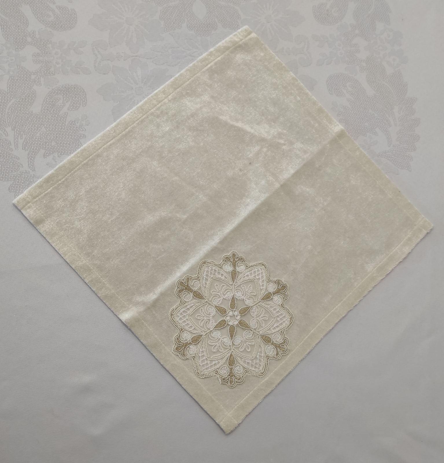 Салфетка велюровая Acme с кружевом 35x35 Star Krem (CN7527)