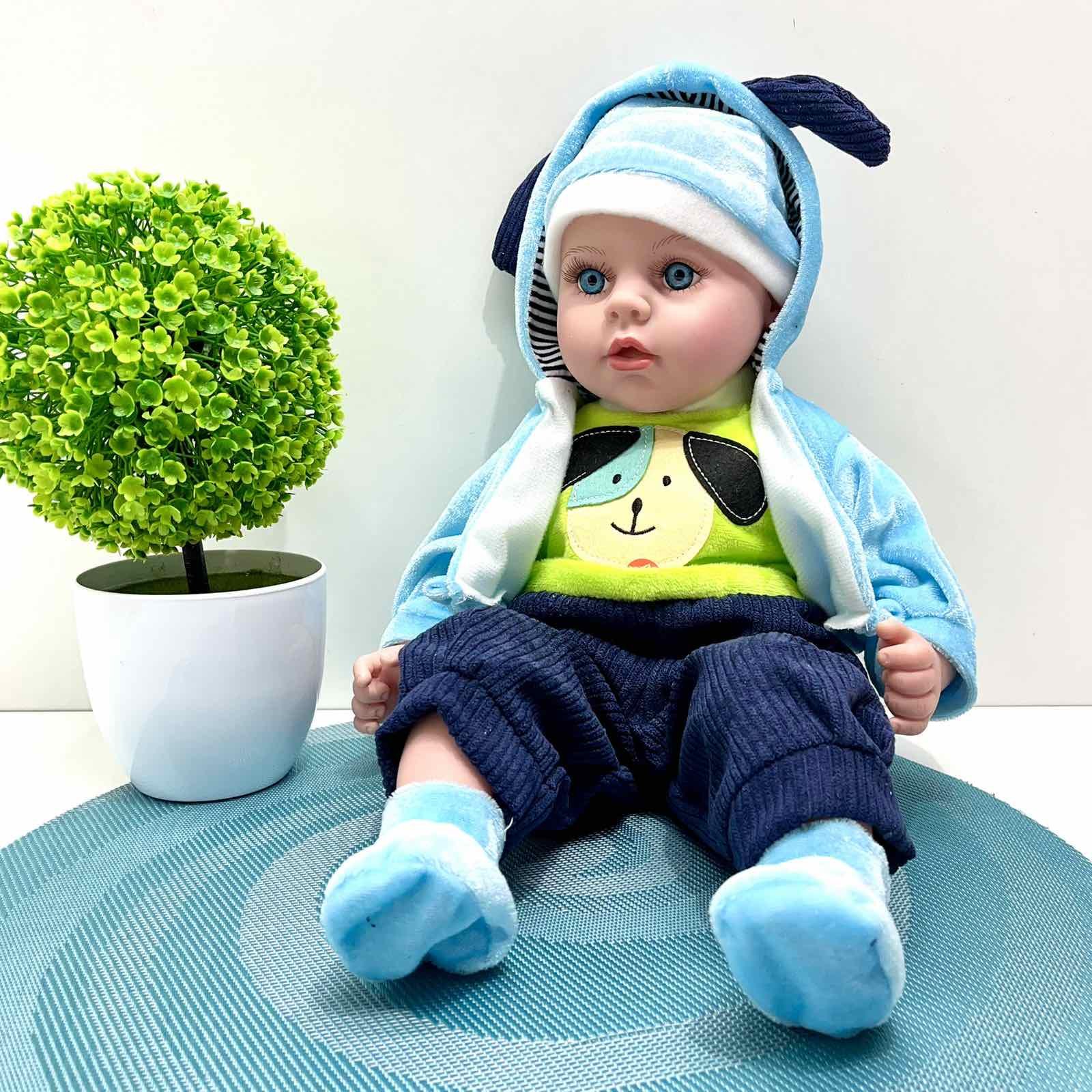 Пупс Страна Игрушек Чудо малыш воспроизводит веселые мелодии/люльковые или фразы Голубой (PL-525-116)